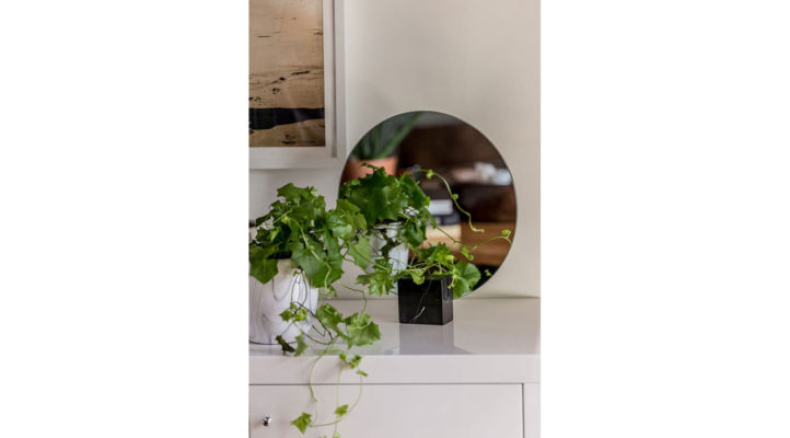 Moon Marble Mirror – Black