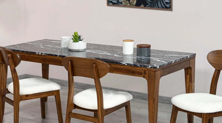 Belleza Dining Table