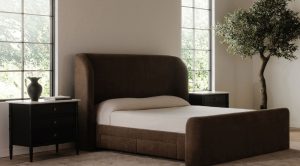 SOPHIA QUEEN BED- BROWN