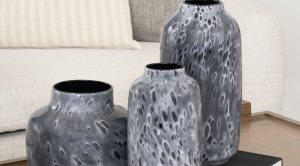 Masai Black Glass Vase-Medium (8)